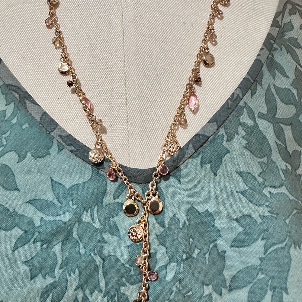 Gold and Pink Y-Style Necklace with Pendant